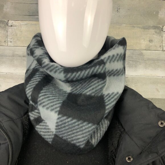 gray and black Plaid Tartan gaiter neckwarmer fleece Scarf Tube Earmuff cowl - Picture 1 of 10